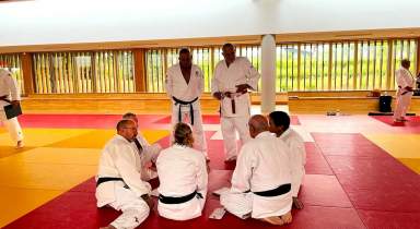 Les juges katas réunis en stage régional